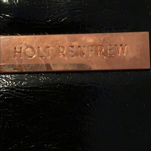Holt renfrew black patent leather bag - Picture 4 of 10